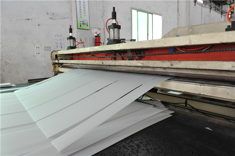 1688694370925256.jpg Extrusion Molding Workshop-2.JPG